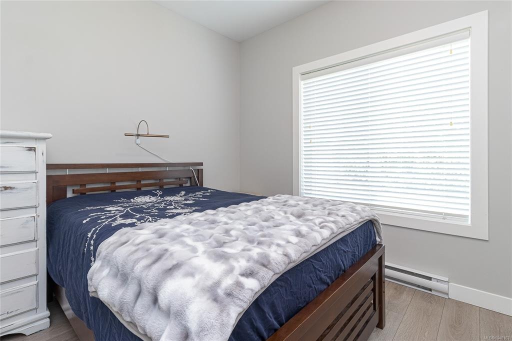 920 Snowdrop Avenue, Saanich, BC, V8Z 2N4 - 27