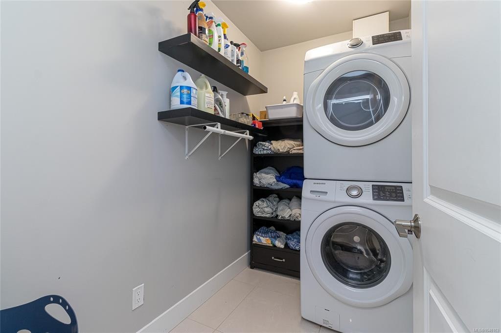920 Snowdrop Avenue, Saanich, BC, V8Z 2N4 - 26