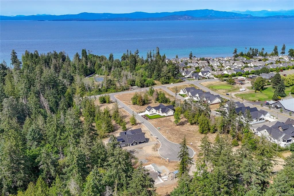 421 (Lot 14) Camassia Close, Qualicum Beach, BC, V9K 2T3