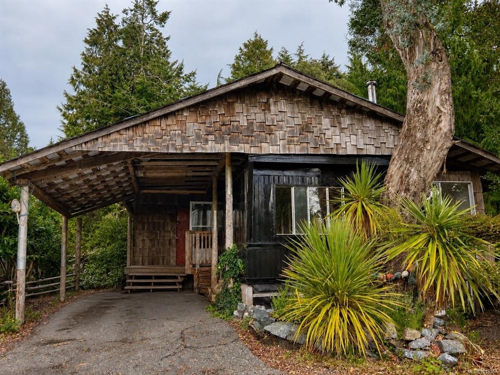 440 Orca Crescent, Ucluelet, BC, V0R 3A0 - 2