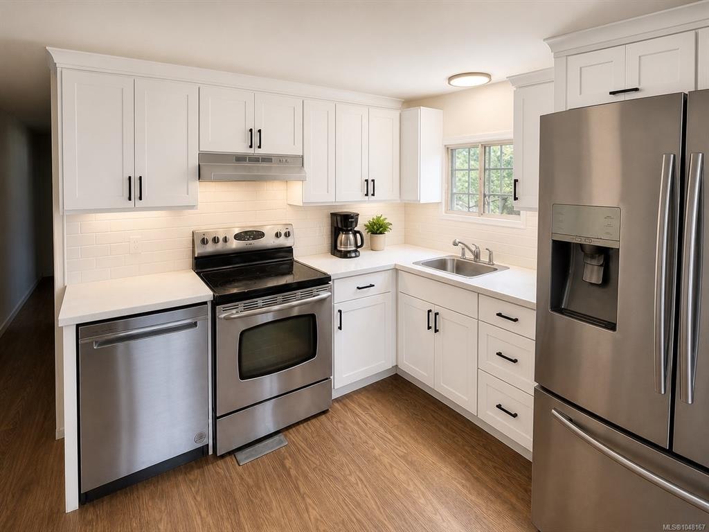 440 Orca Crescent, Ucluelet, BC, V0R 3A0 - 11