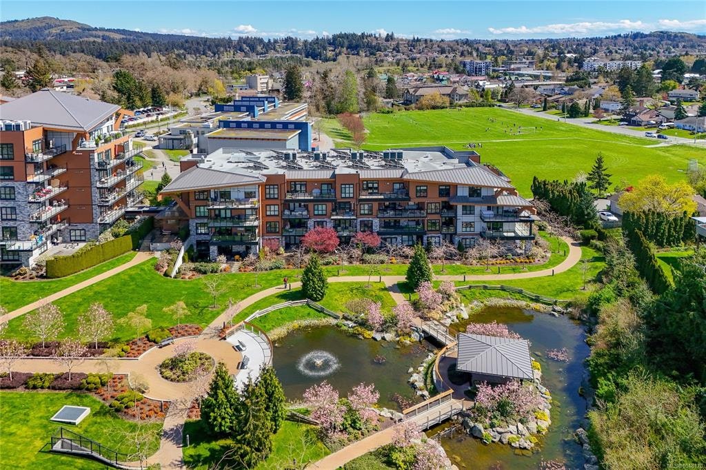 304-745 Travino Lane, Saanich, BC, V8Z 0E5