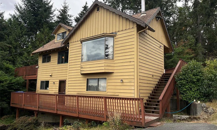 1926 Sea Lion Crescent