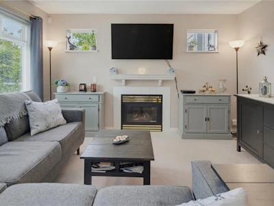 102-1196 Sluggett Road - 3
