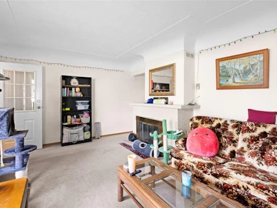 625 Broadway Street - 5