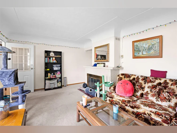625 Broadway Street, Saanich, BC, V8Z 2G5 - 5