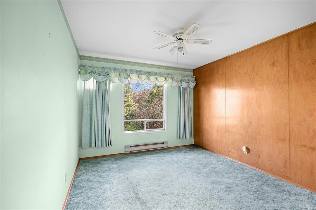 625 Broadway Street, Saanich, BC, V8Z 2G5 - 19