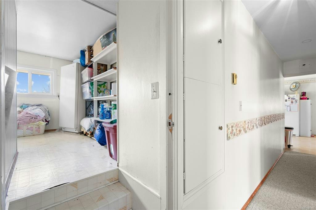 625 Broadway Street, Saanich, BC, V8Z 2G5 - 28
