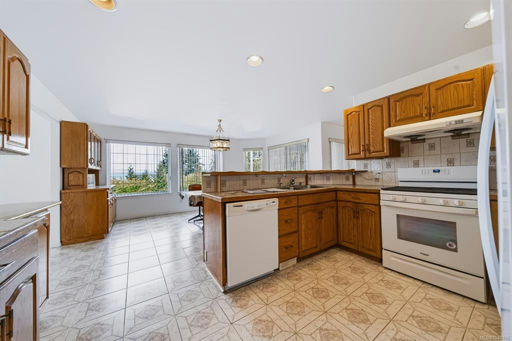 846 Wright Road, Parksville, BC, V9P 1Z9 - 7