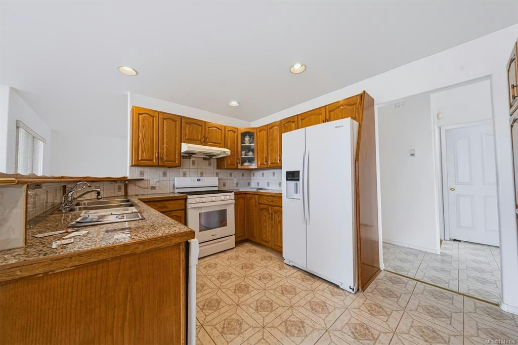 846 Wright Road, Parksville, BC, V9P 1Z9 - 5