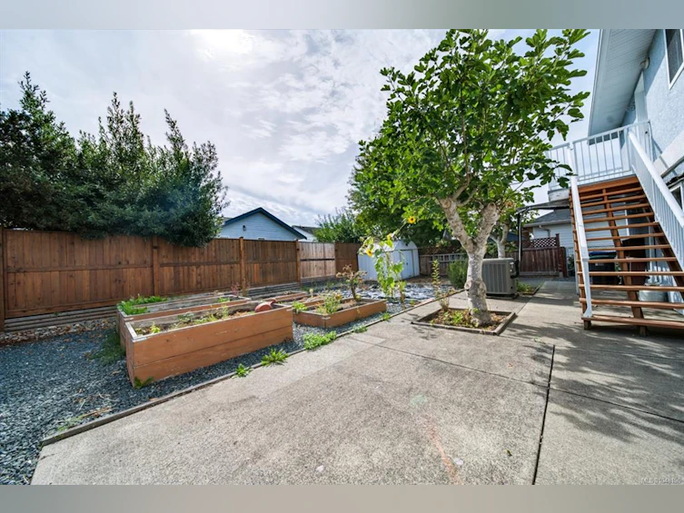 846 Wright Road, Parksville, BC, V9P 1Z9 - 4