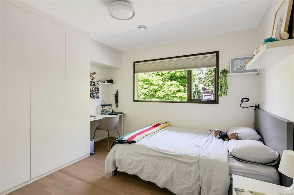3055 Beach Drive, Oak Bay, BC, V8R 6L5 - 45