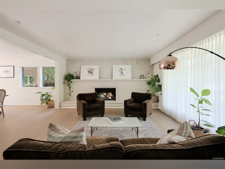 3055 Beach Drive, Oak Bay, BC, V8R 6L5 - 4