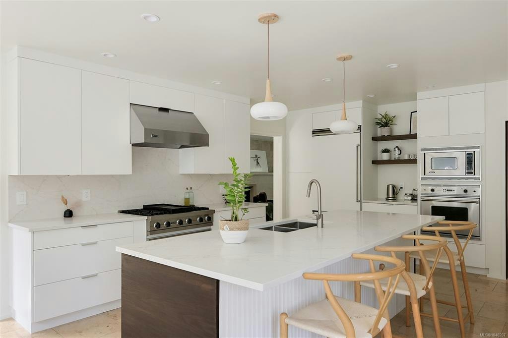 3055 Beach Drive, Oak Bay, BC, V8R 6L5 - 17