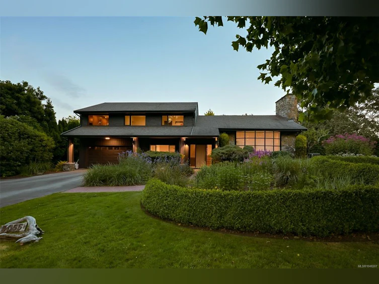 3055 Beach Drive, Oak Bay, BC, V8R 6L5 - 76