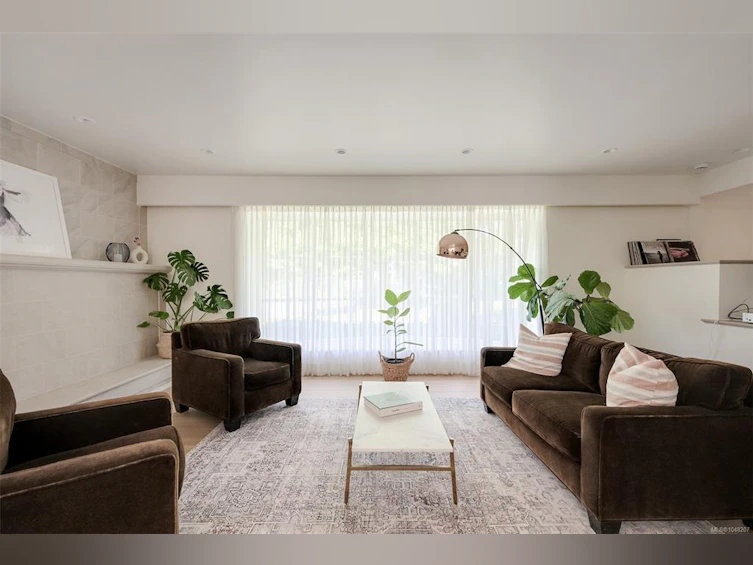 3055 Beach Drive, Oak Bay, BC, V8R 6L5 - 5