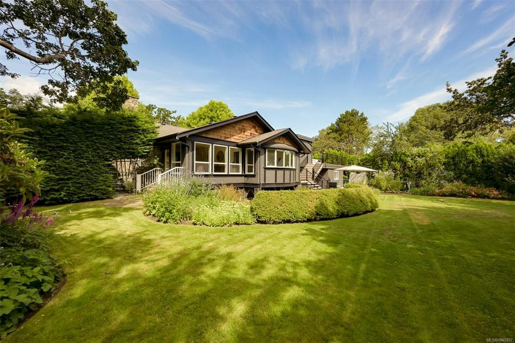 3055 Beach Drive, Oak Bay, BC, V8R 6L5 - 68