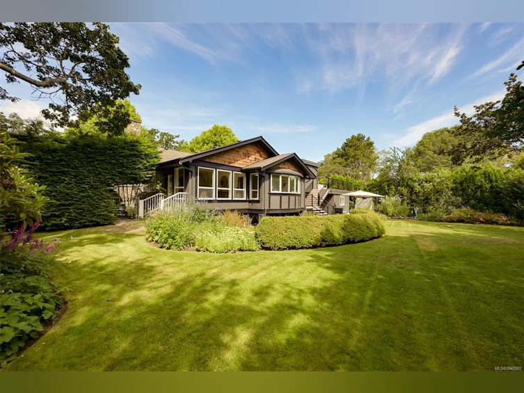 3055 Beach Drive, Oak Bay, BC, V8R 6L5 - 68
