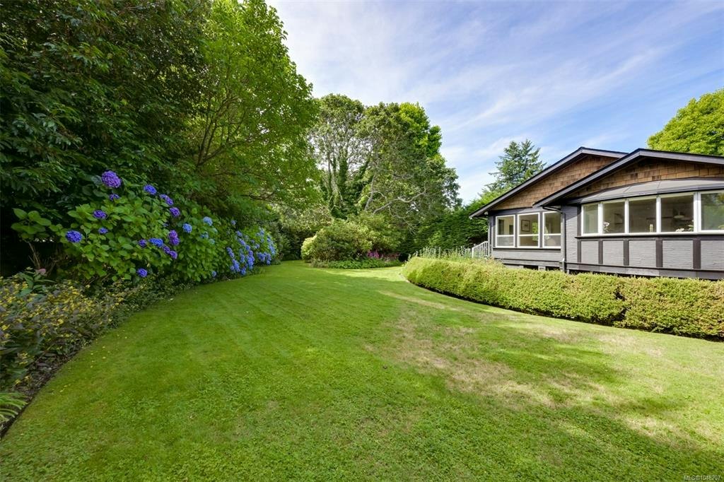 3055 Beach Drive, Oak Bay, BC, V8R 6L5 - 66
