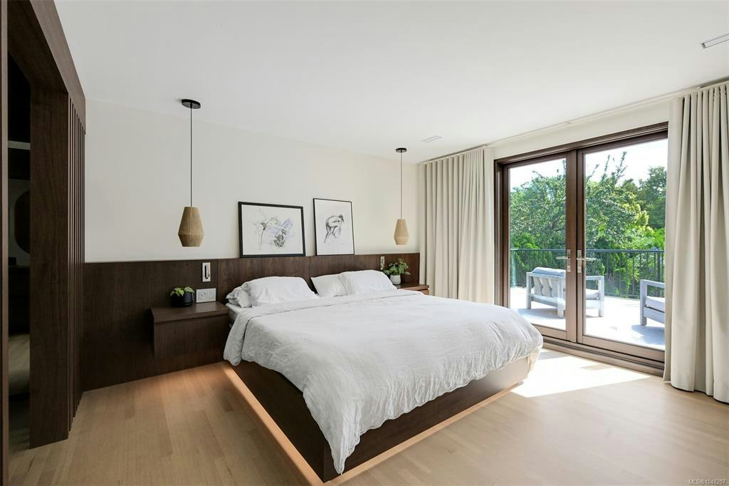 3055 Beach Drive, Oak Bay, BC, V8R 6L5 - 37