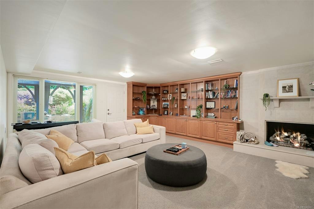 3055 Beach Drive, Oak Bay, BC, V8R 6L5 - 52