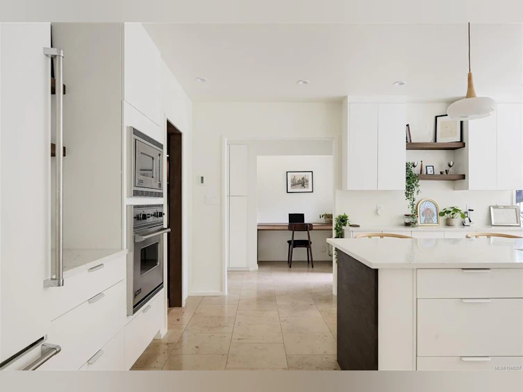 3055 Beach Drive, Oak Bay, BC, V8R 6L5 - 27