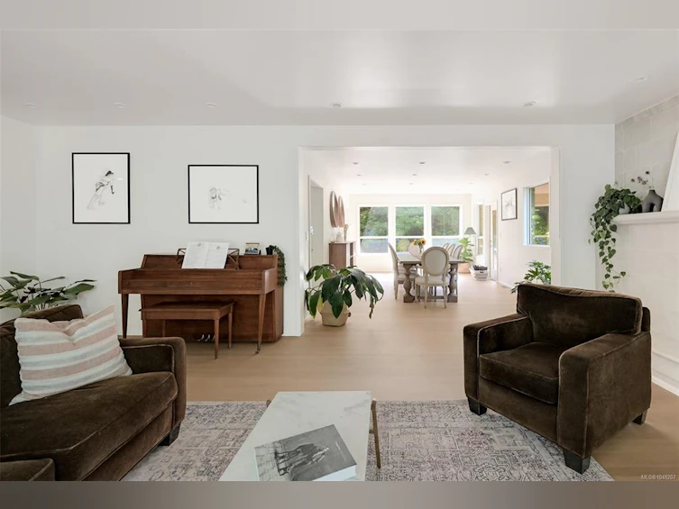 3055 Beach Drive, Oak Bay, BC, V8R 6L5 - 6