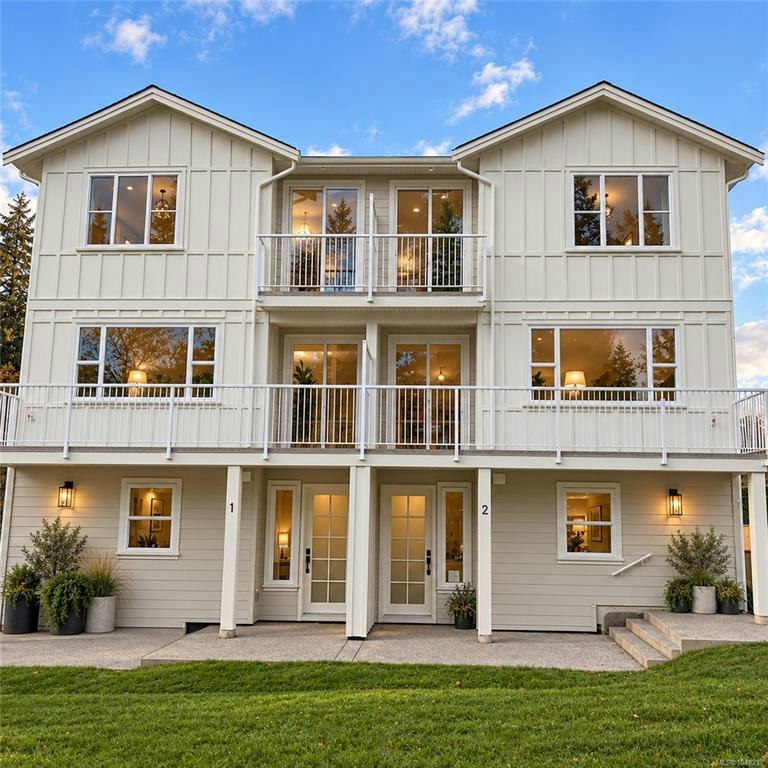 1-768 Lindsay Street, Saanich, BC, V8Z 3E1