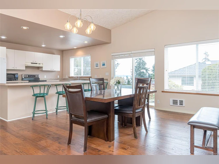 3043 Raymur Place, Qualicum Beach, BC, V9K 2N9 - 5