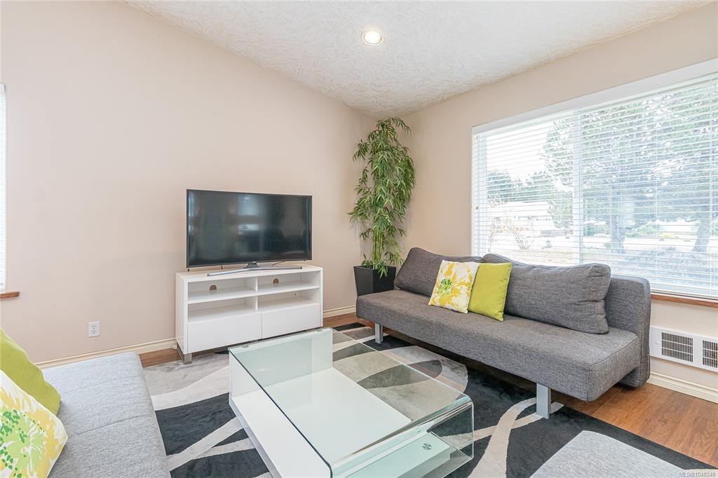 3043 Raymur Place, Qualicum Beach, BC, V9K 2N9 - 18