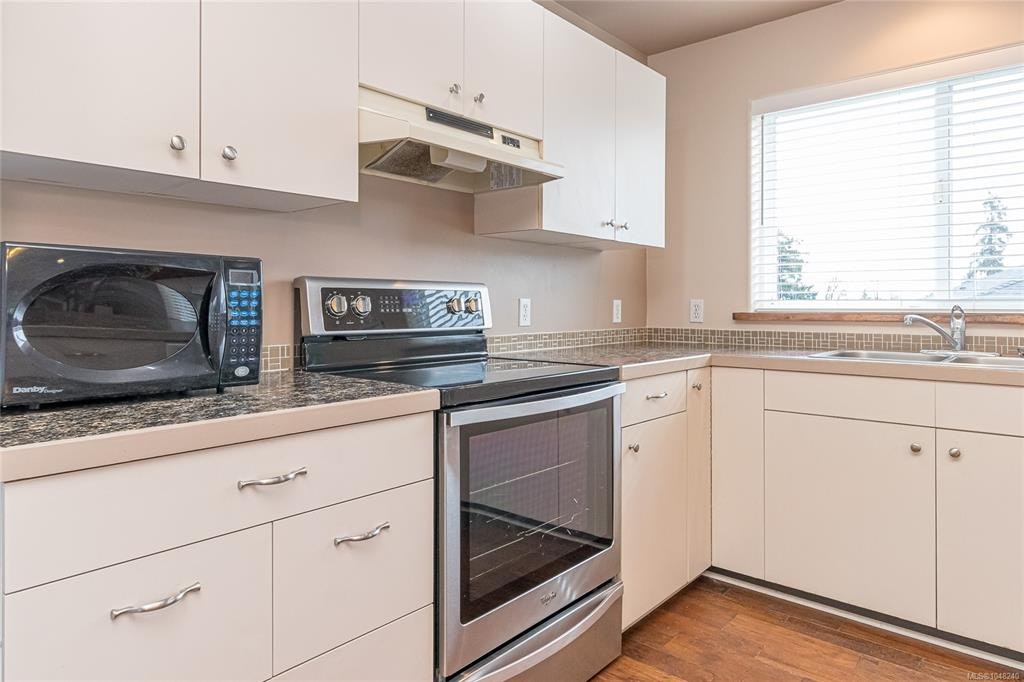 3043 Raymur Place, Qualicum Beach, BC, V9K 2N9 - 24