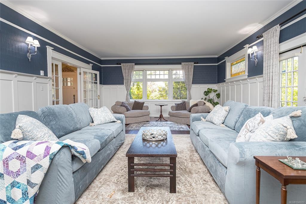 875 Richmond Avenue, Victoria, BC, V8S 3Z2 - 11