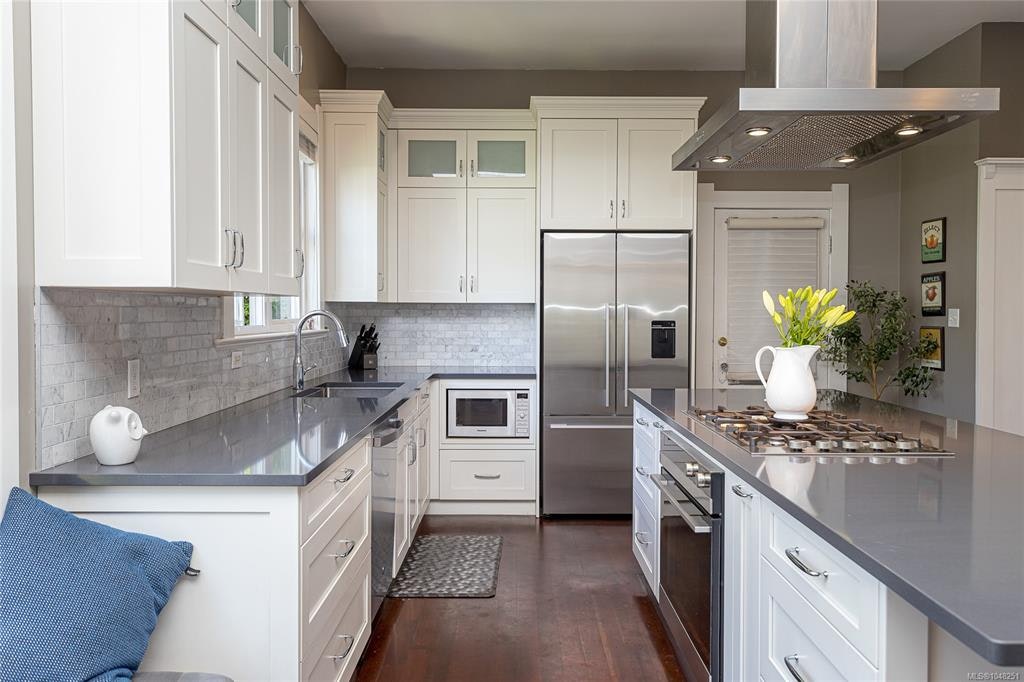 875 Richmond Avenue, Victoria, BC, V8S 3Z2 - 18