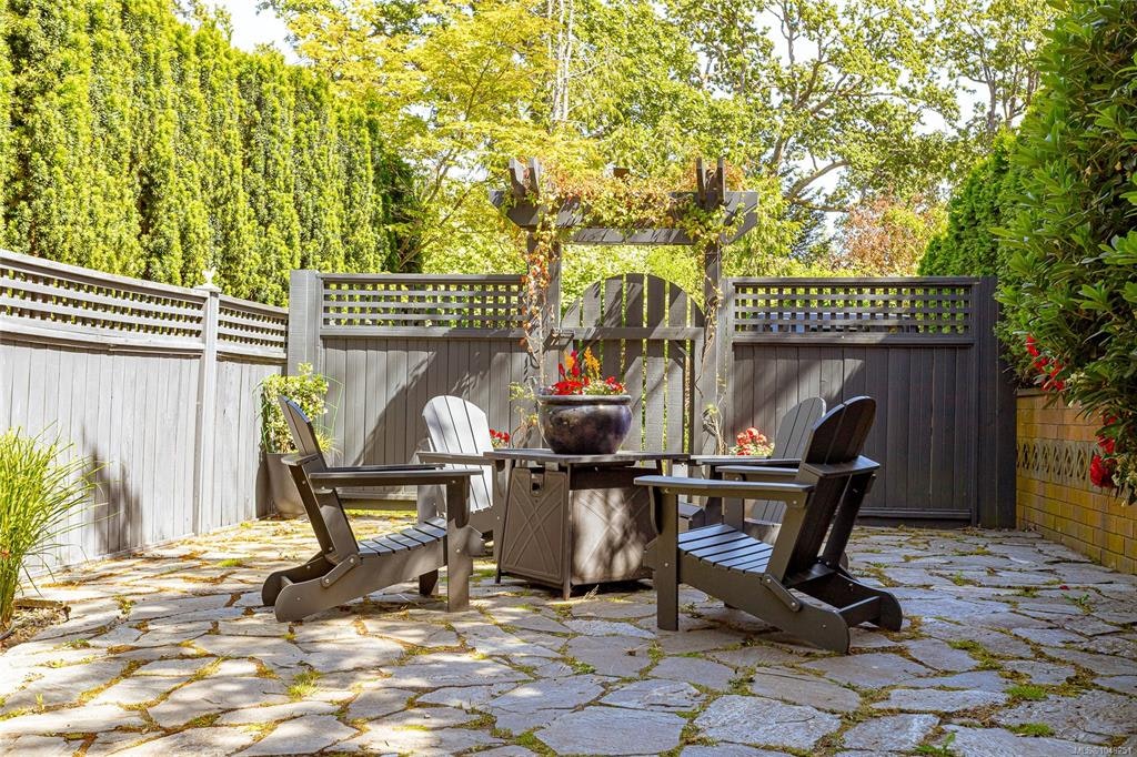 875 Richmond Avenue, Victoria, BC, V8S 3Z2 - 57