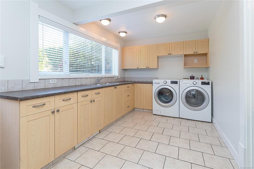 875 Richmond Avenue, Victoria, BC, V8S 3Z2 - 44