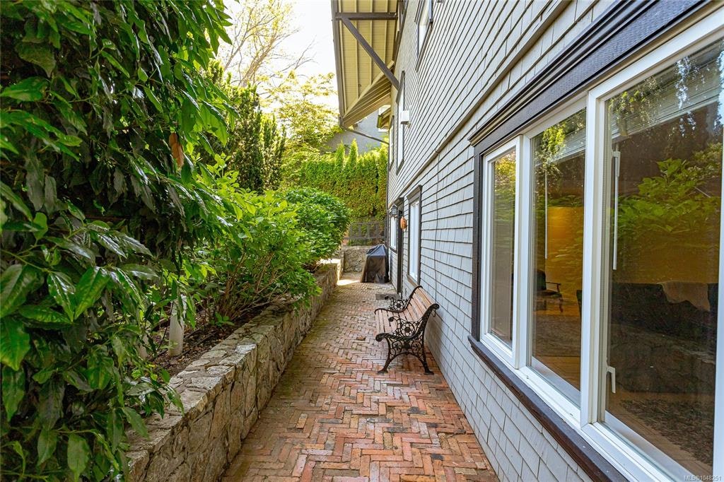 875 Richmond Avenue, Victoria, BC, V8S 3Z2 - 60