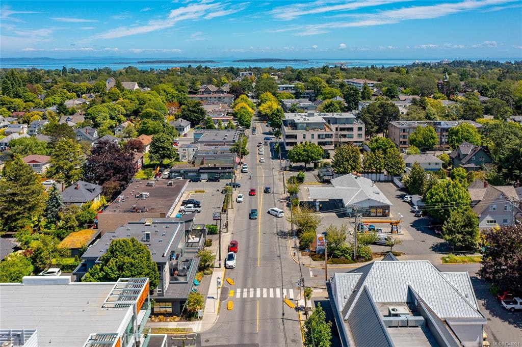 875 Richmond Avenue, Victoria, BC, V8S 3Z2 - 64