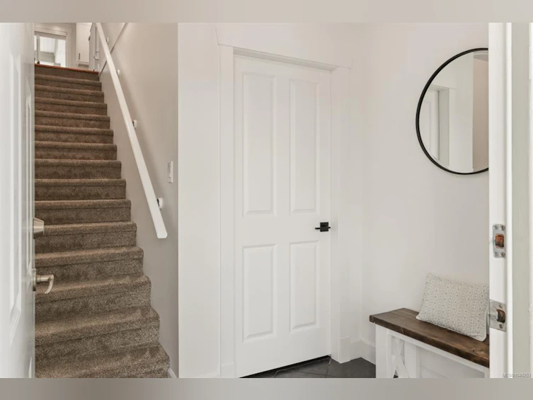 595 Sarum Rise Way, Nanaimo, BC, V9R 7E5 - 5