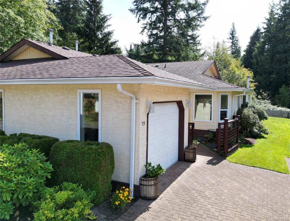 19-605 Rockland Road, Campbell River, BC, V9W 7X1