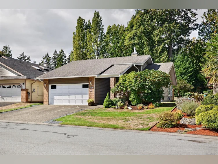 3568 S Arbutus Drive, Cobble Hill, BC, V0R 1L1 - 3
