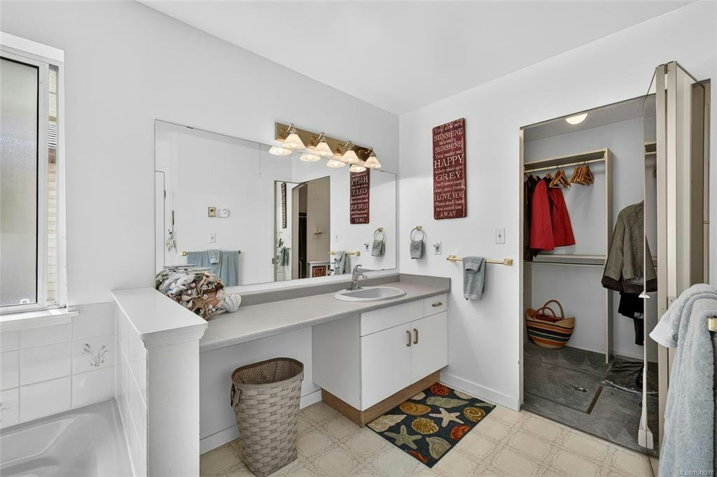 3568 S Arbutus Drive, Cobble Hill, BC, V0R 1L1 - 31