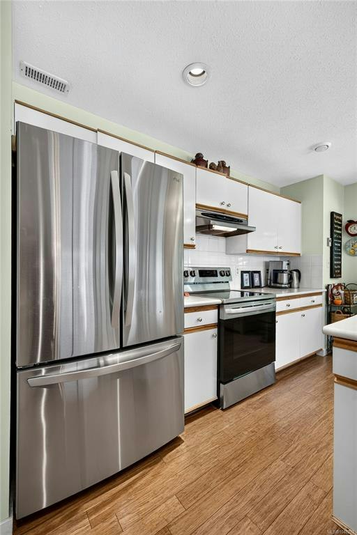 3568 S Arbutus Drive, Cobble Hill, BC, V0R 1L1 - 18