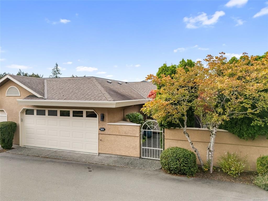504-6880 Wallace Drive, Central Saanich, BC, V8M 1N8