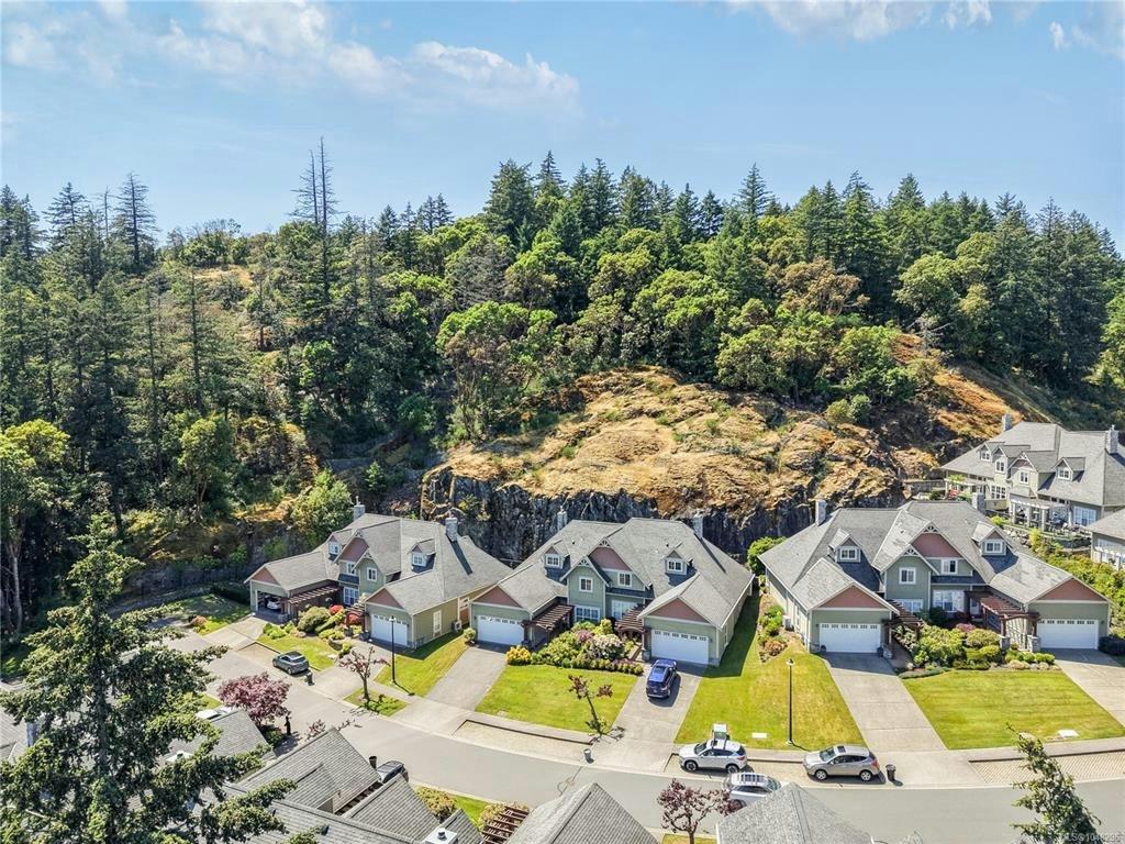 122-945 Bear Mountain Pkwy, Langford, BC, V9B 6T1 - 34