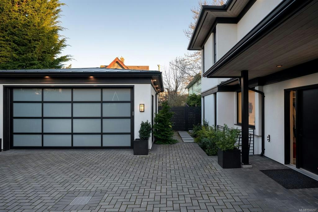 430 Luxton Avenue, Victoria, BC, V8V 1C9 - 57