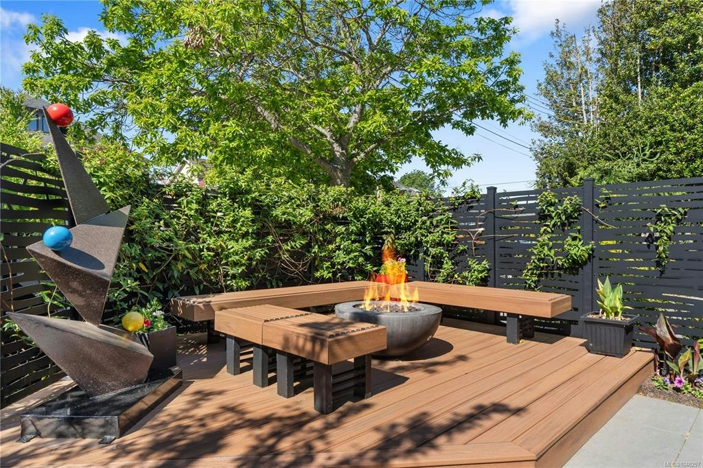 430 Luxton Avenue, Victoria, BC, V8V 1C9 - 7