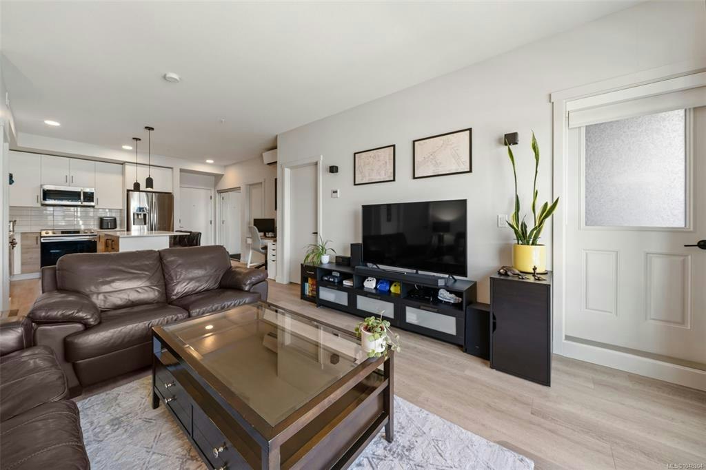 302-2469 Gateway Road, Langford, BC, V9B 6R7