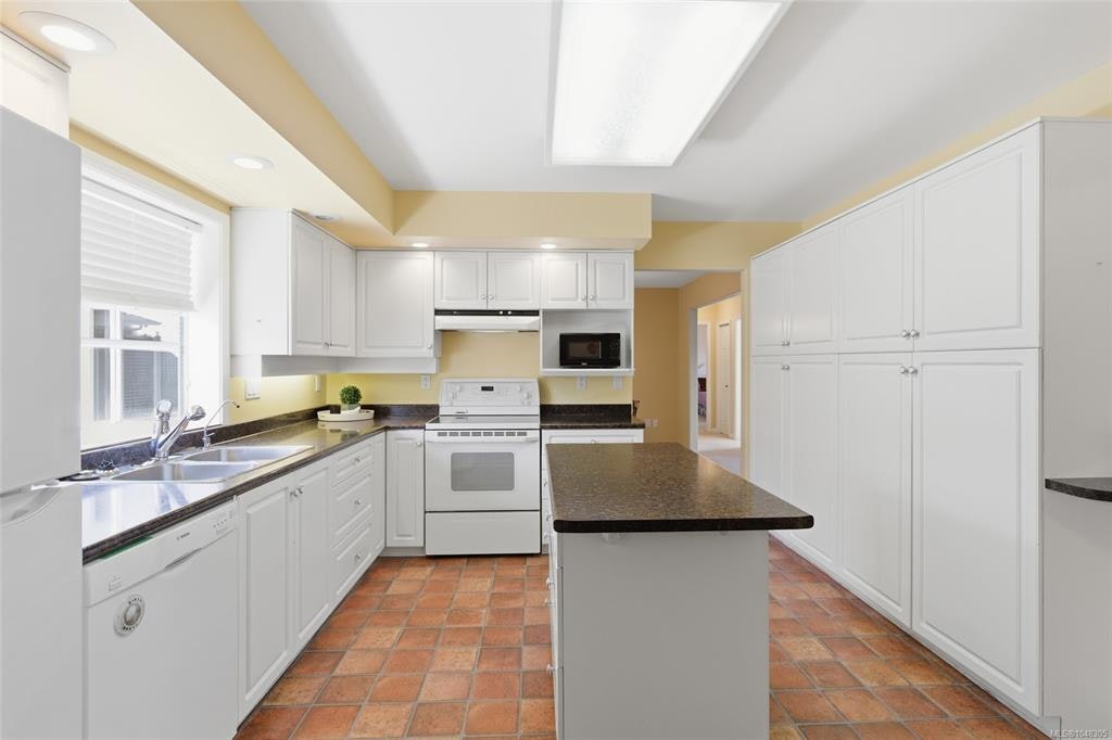 788 Stanhope Road - 5