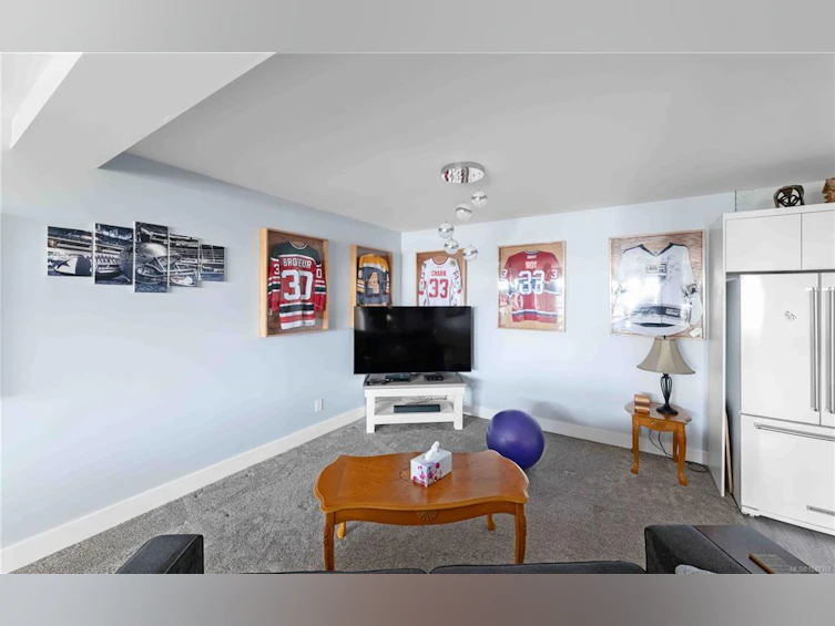 8105 Arthur Street, Crofton, BC, V0R 1R0 - 46