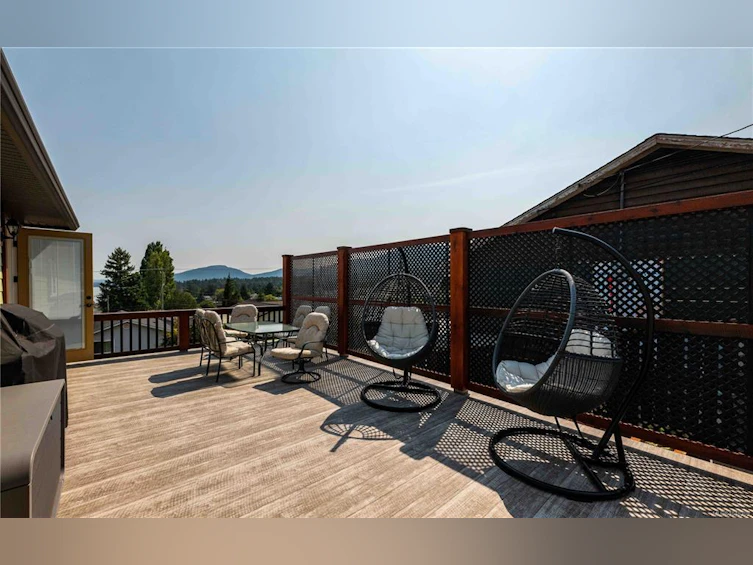 8105 Arthur Street, Crofton, BC, V0R 1R0 - 19